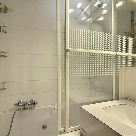 Apartamento Avec Balcon A Belle Plagne, 4 Pers - Fr-1-455-289